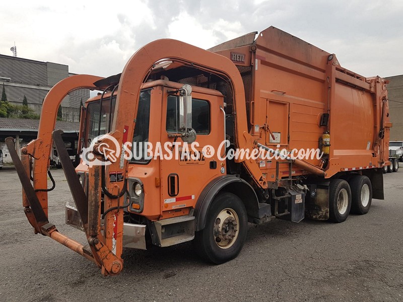 50-R-84-Mack Mru automatico  gnv (caja compactadora) MOD.2015 WDY902 - Caldas, Antioquia