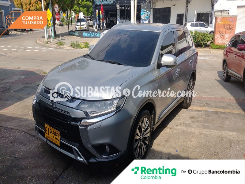 08-R-90-Mitsubishi Outlander 2.4l automática 4x4 MOD.2020 GIR953 - Barranquilla, Atlántico