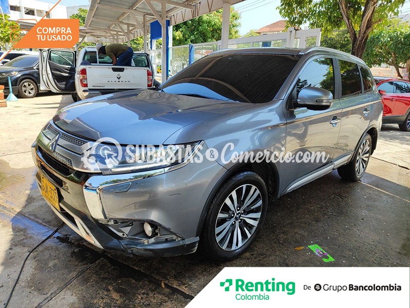 09-R-90-Mitsubishi Outlander 2.4l automática 4x4 MOD.2020 GJK339 - Barranquilla, Atlántico