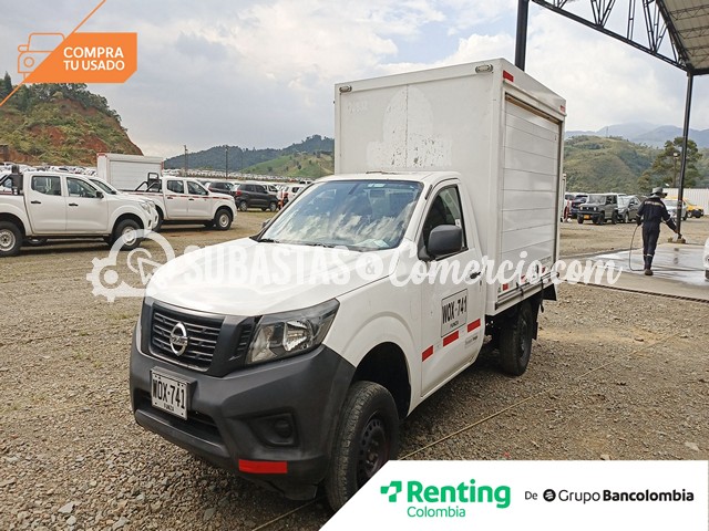 14-R-105-Nissan Np300 frontier 2.4 gasolina 4x2 chasis (mex) MOD.2017 WOX741