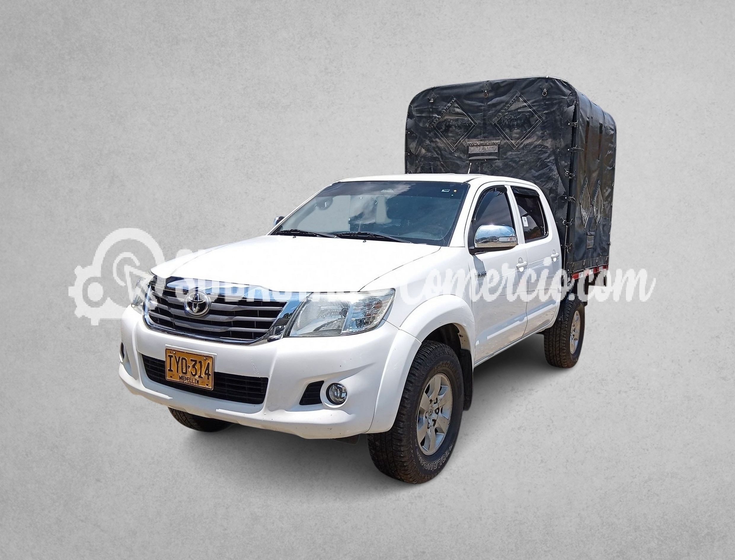 27-R-109-Toyota Hilux nueva 2.7 gasolina dc 4x4 sr5 MOD.2016 IYO314 - Caldas, Antioquia