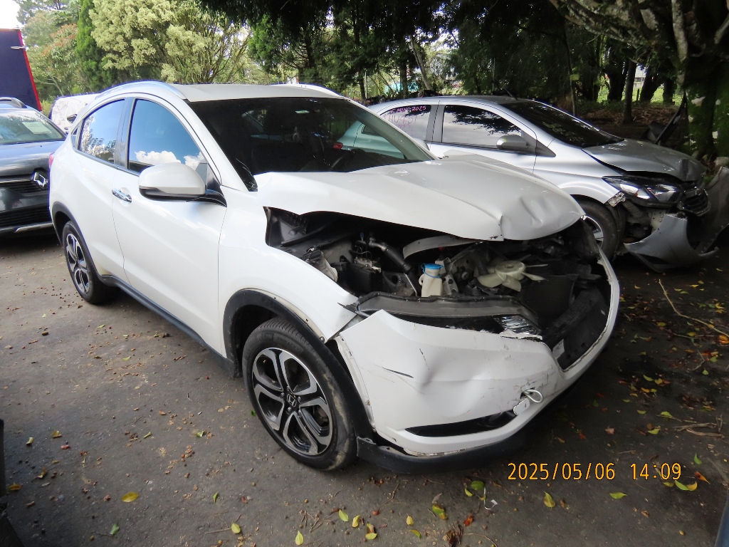 Honda Hr v 5dr awd exl cvt Mod.2016 -Daños JBP559