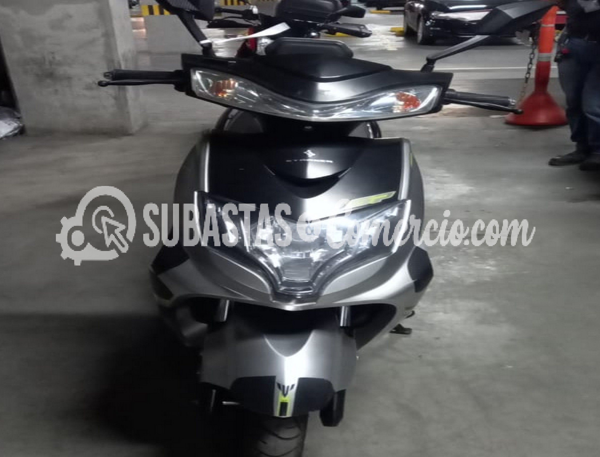 05 - Starker Skuty sport bateria removible 110v  1800 w MOD.2023 JWH64G