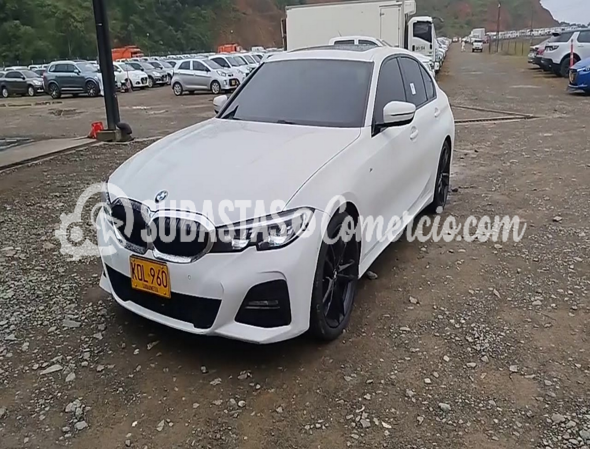 03-R-111-Bmw 330i m MOD.2021 KOL960