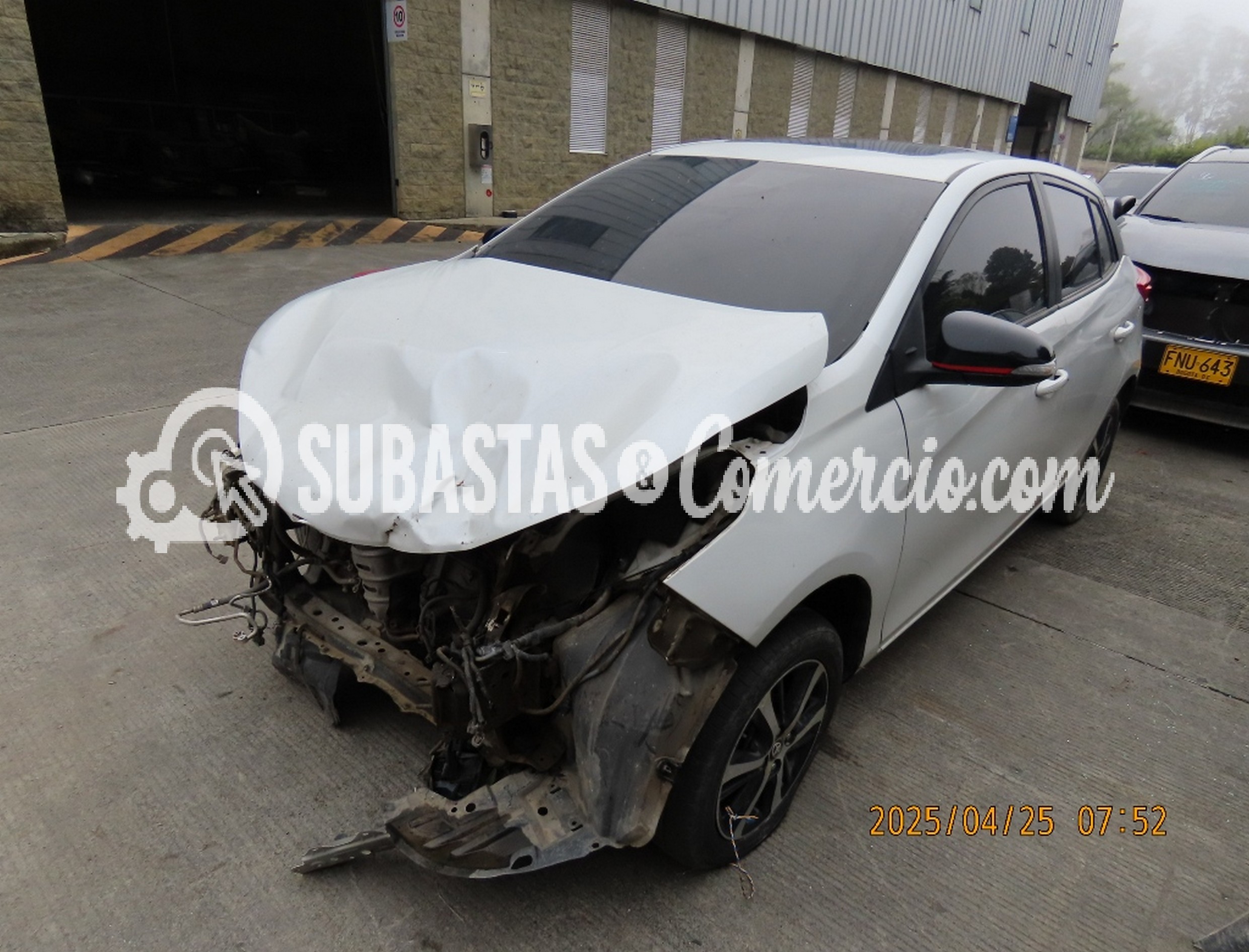 Toyota Yaris Mod.2022 -Daños KWM774