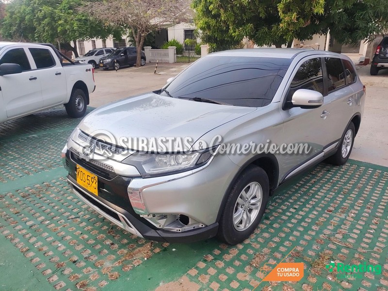 11-R-112 Mitsubishi Outlander kaiteki 2.4 4x4 cvt lx MOD.2022 KOS593