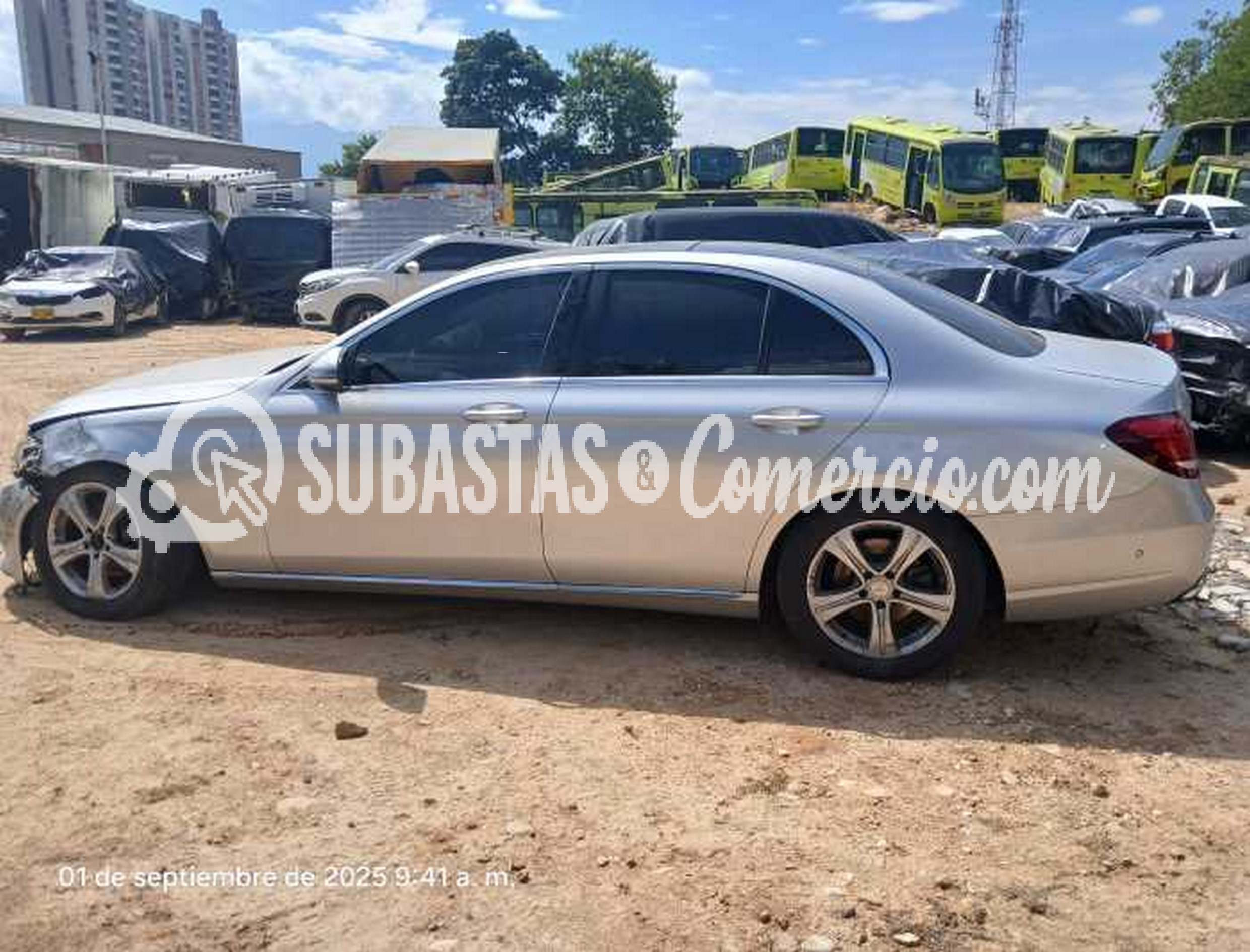 Automovil Mercedes benz E 200 Mod.2017 -Daños Placa - IRP519