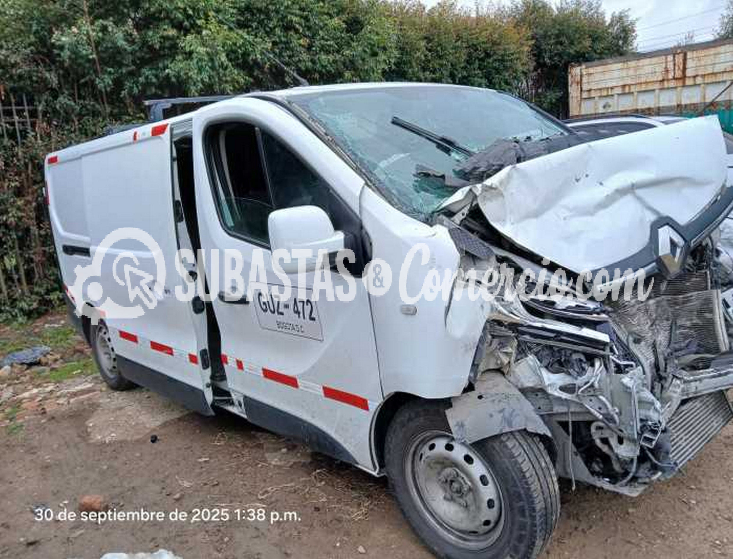 Camioneta Renault Trafic Mod.2021 -Daños Placa - GUZ472