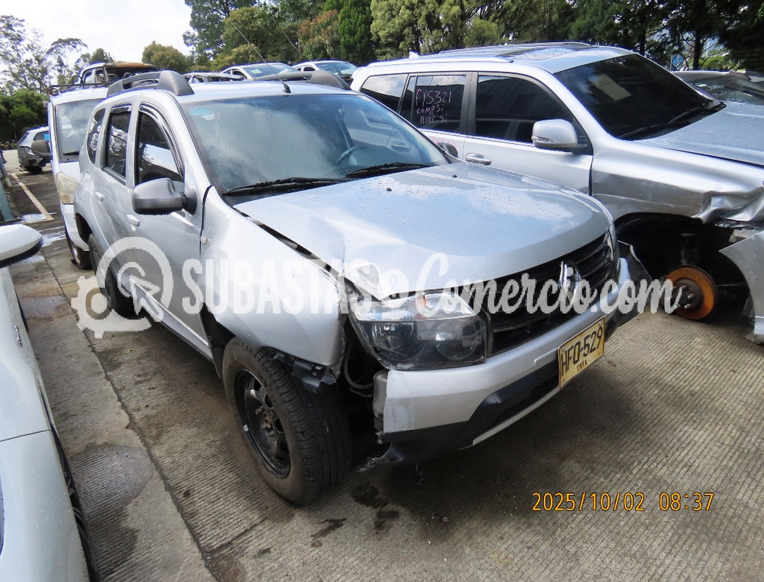 Campero Renault Duster dynamique 4x4 Mod.2016 -Daños Placa - HFO529