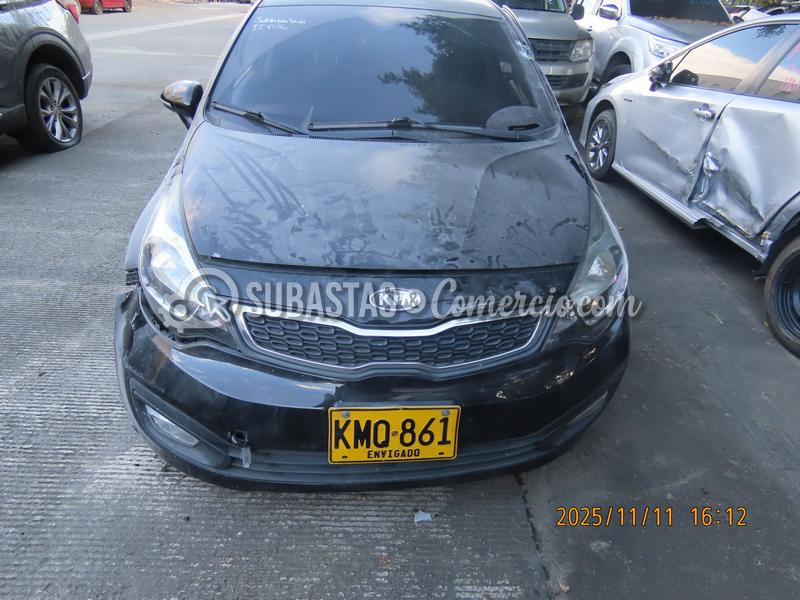Automovil Kia Rio ub ex Mod.2012 - Daños Placa - KMQ861