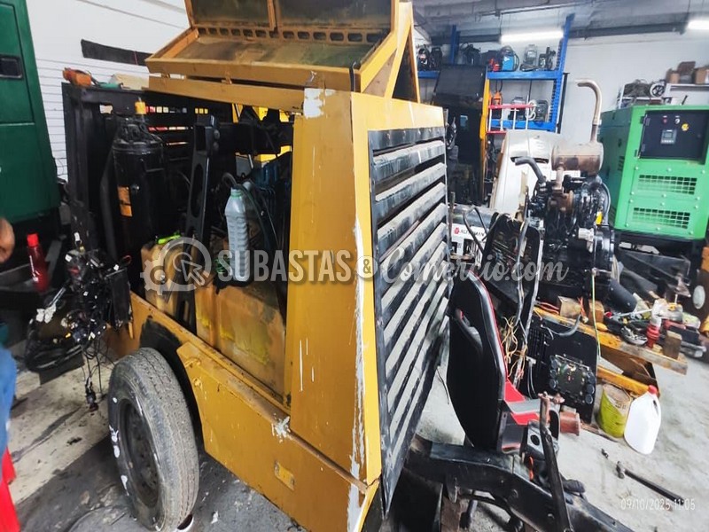 Chatarra de equipos Aprox: 15.000 KG