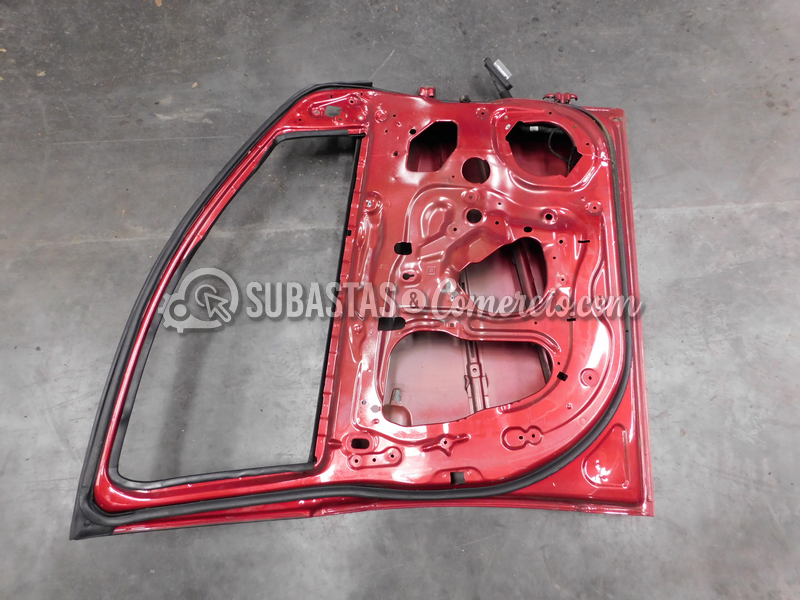 Puertas para vehículos de diferentes marcas