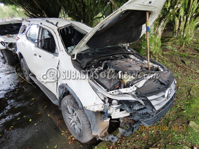 Toyota Fortuner Mod.2019 -Daños Placa - FYZ238