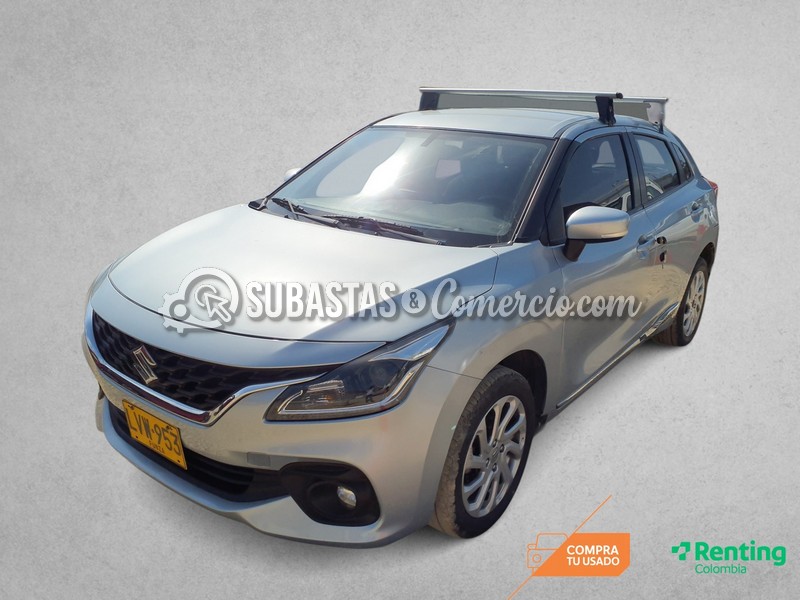 Automovil Suzuki Baleno cross gl at 1.5 LVW953