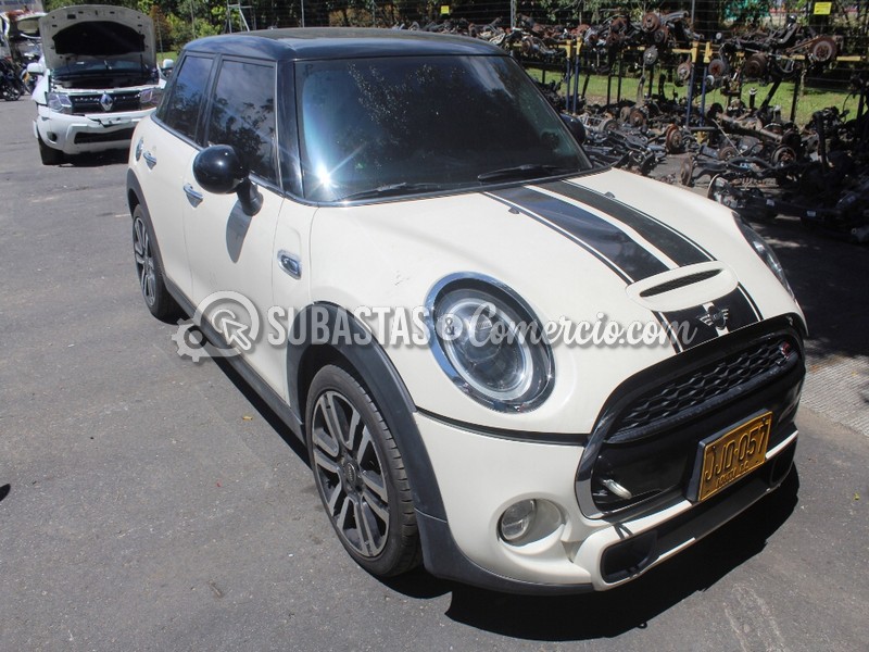 Mini Cooper s Mod.2019 -Daños Placa - JJO057