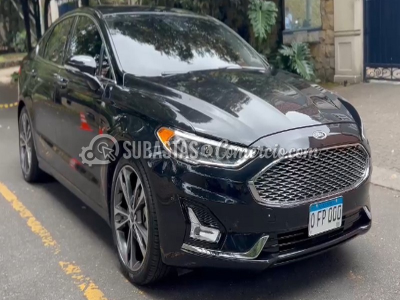 Ford Fusion 2019 Placa. OFP000