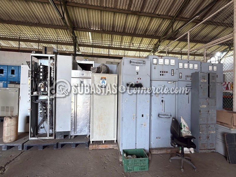 Chatarra RAEE y ferrosa (gabinetes, tableros, electrónica) Aprox. 45.0