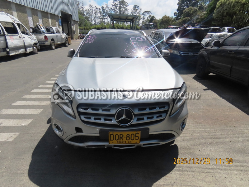 Mercedes benz Gla 200 Mod.2018 - Daños Placa - DQR805