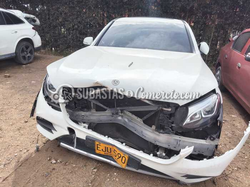 Mercedes benz Glc 250 4matic coupe Mod.2018 - Daños Placa - EJU590