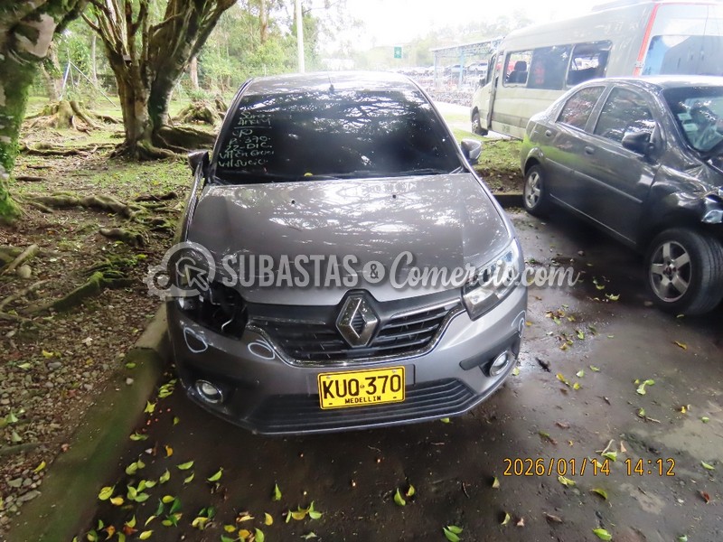 Renault Sandero Mod.2022 - Daños Placa - KUQ370