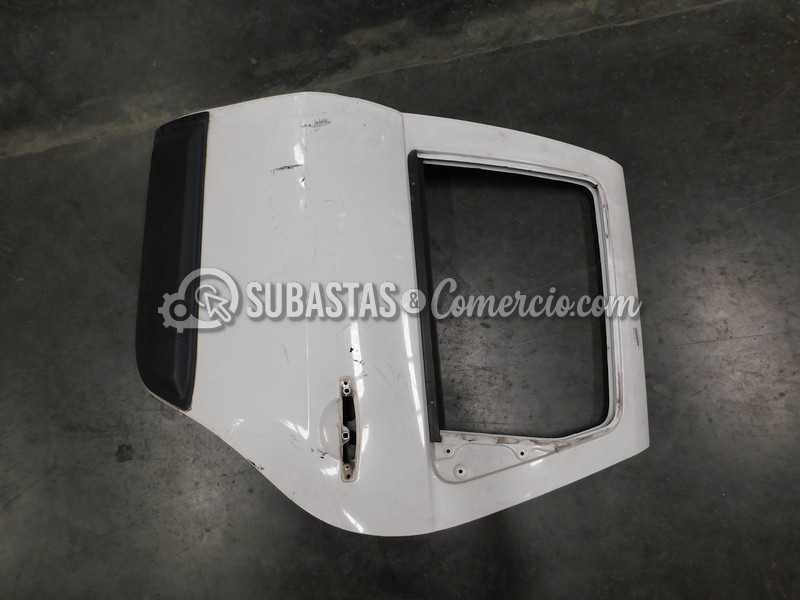 LR0039 - Puertas para vehículos de diferentes marcas