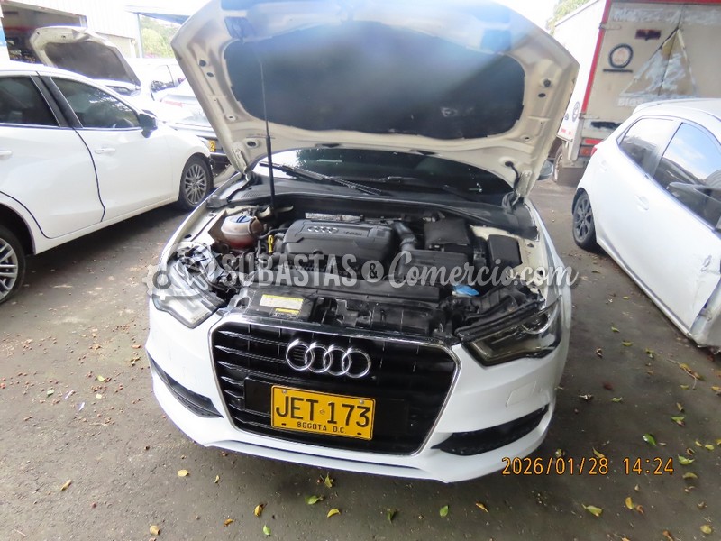 Audi A3 sedan Mod.2017 - Rc Placa - JET173