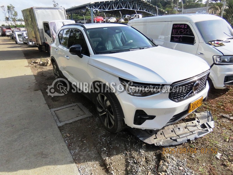 Volvo Xc40 Mod.2023 - Daños Placa - LKU878