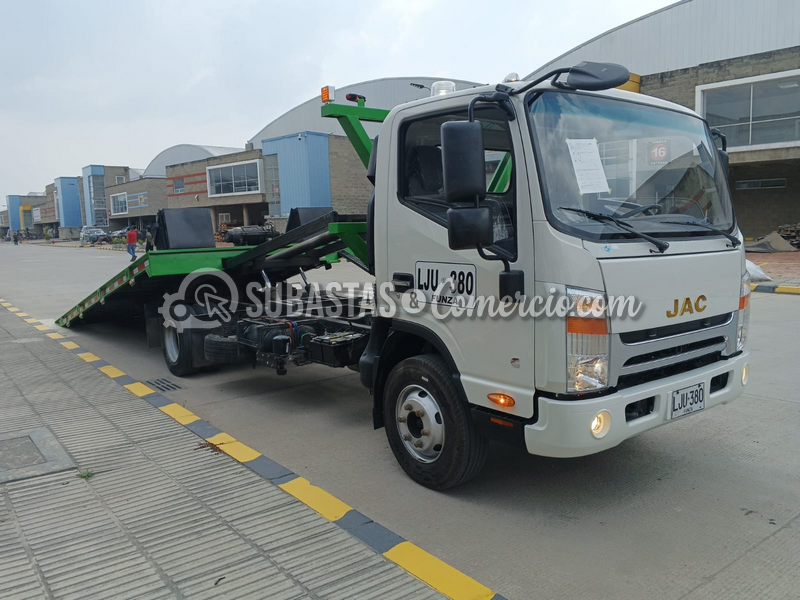 Jac grúa 2022 capacidad 4.060 kg placa LJU380