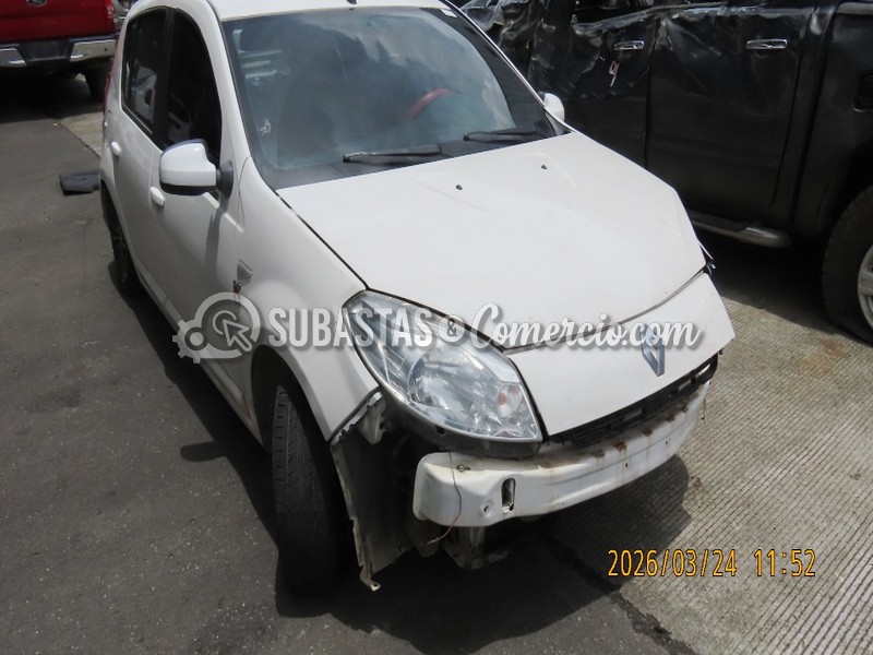 Salvamento Renault Sandero dynamique - 2013 - 075 - Guarne
