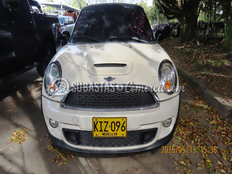 Mini Cooper s Mod.2011 - Daños Placa - KIZ096