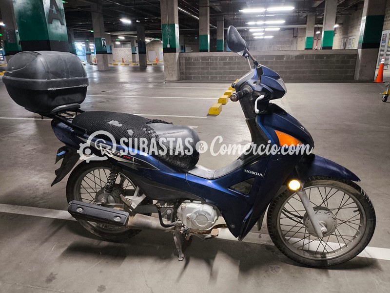 7dac9ebf-fb06-48d9-8363-de7b284bf165.jpg