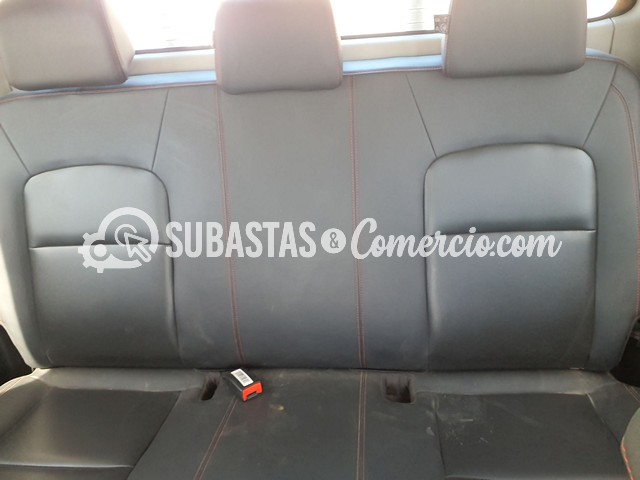 LQV825_11.JPG