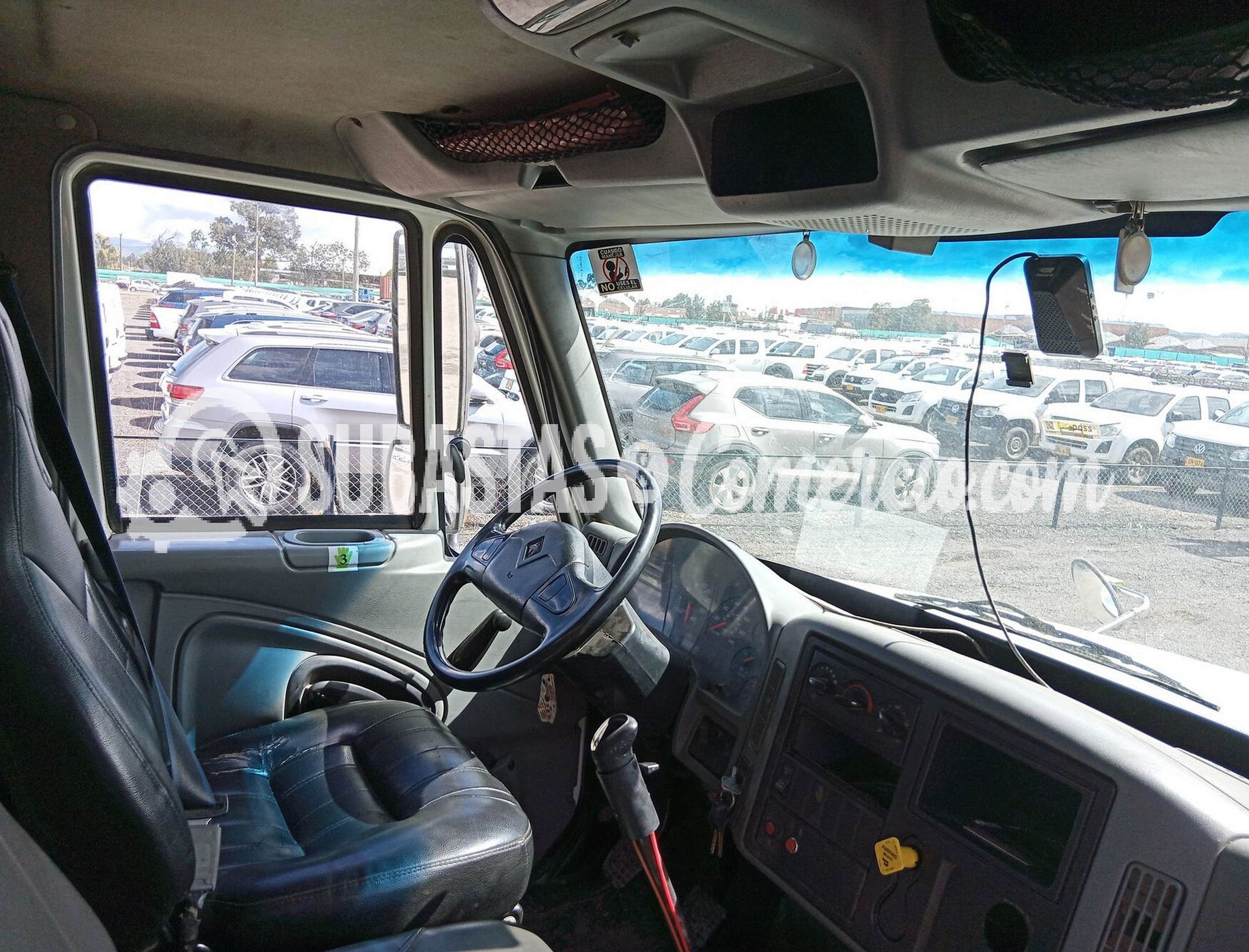 TRJ402_11.JPG
