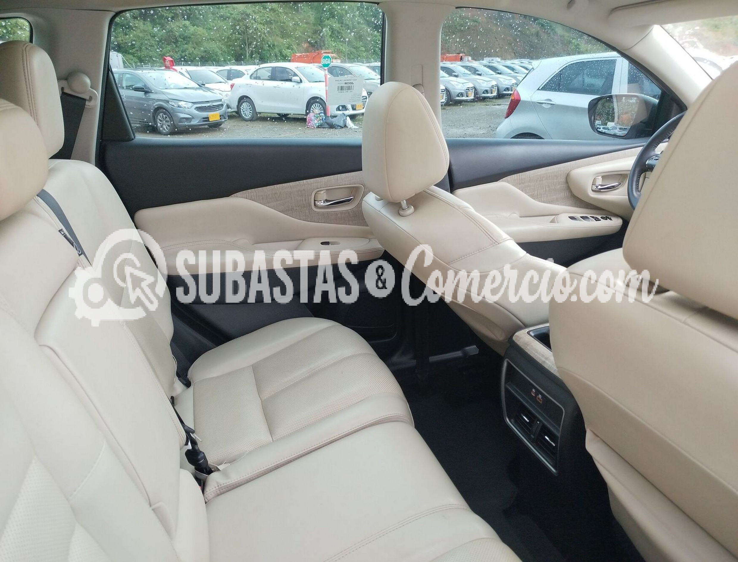 JUM537_12.JPG