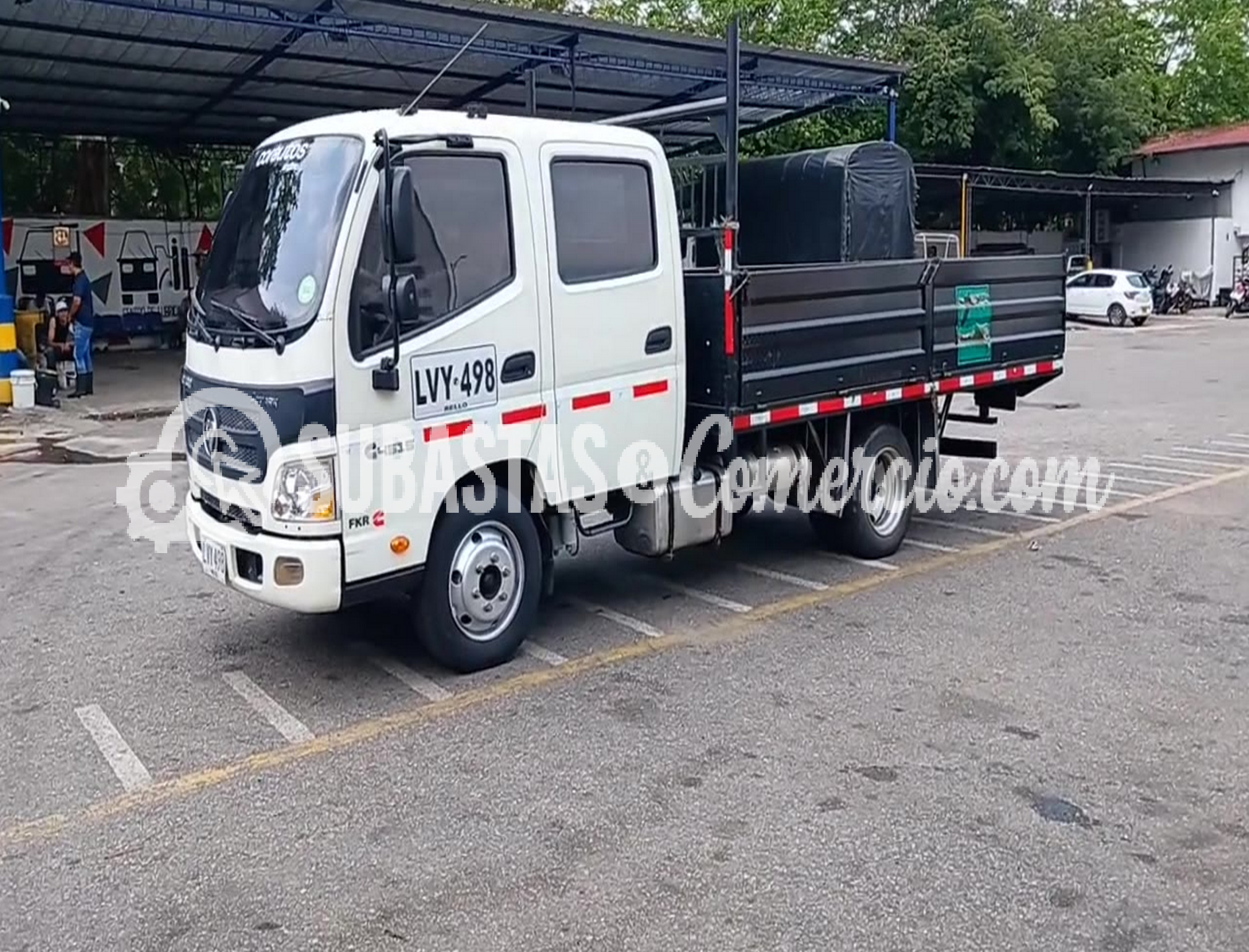 LVY498_4.JPG