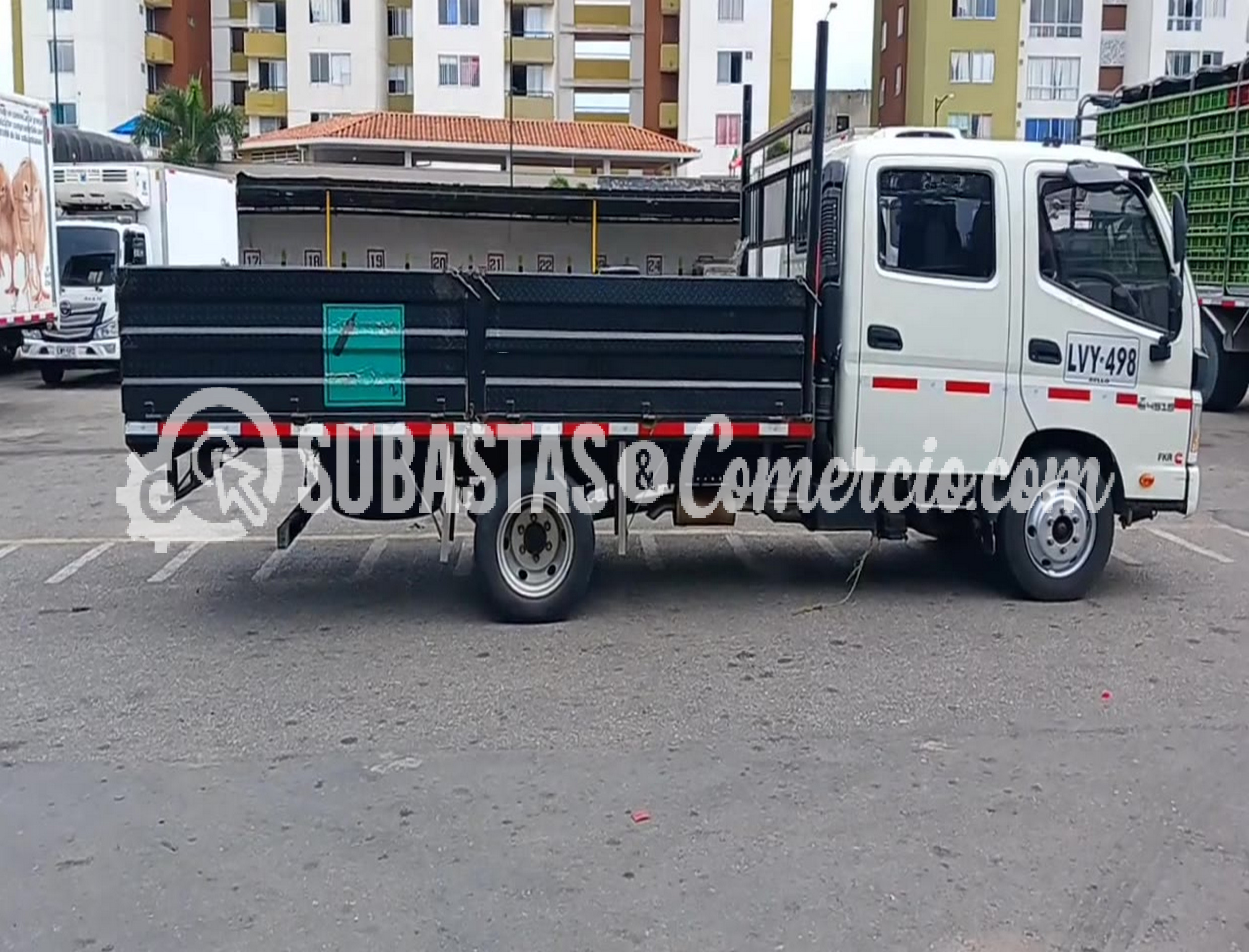 LVY498_9.JPG
