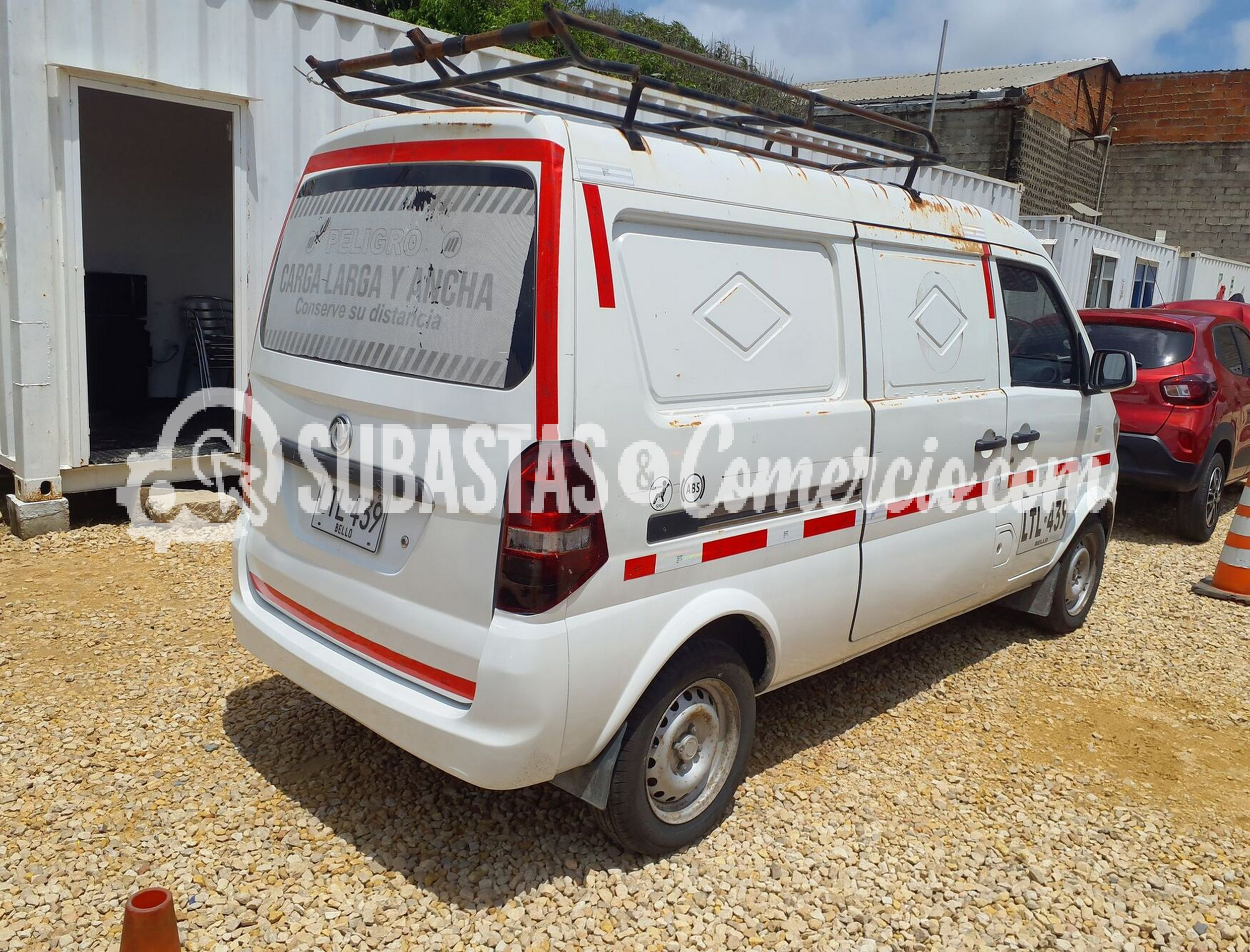 LTL439_8.jpg