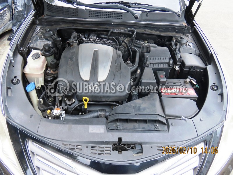 salvamento_hyundai_azera_gls_-_2013_-_047_-_guarne__36_.jpg