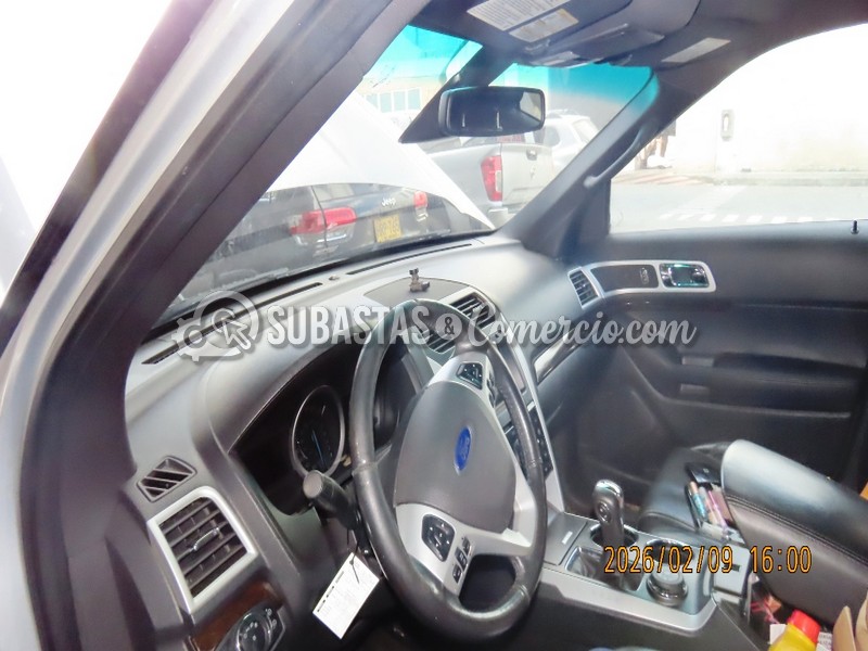 salvamento_ford_explorer_limited_-_2013_-_628_-_guarne__21_.jpg