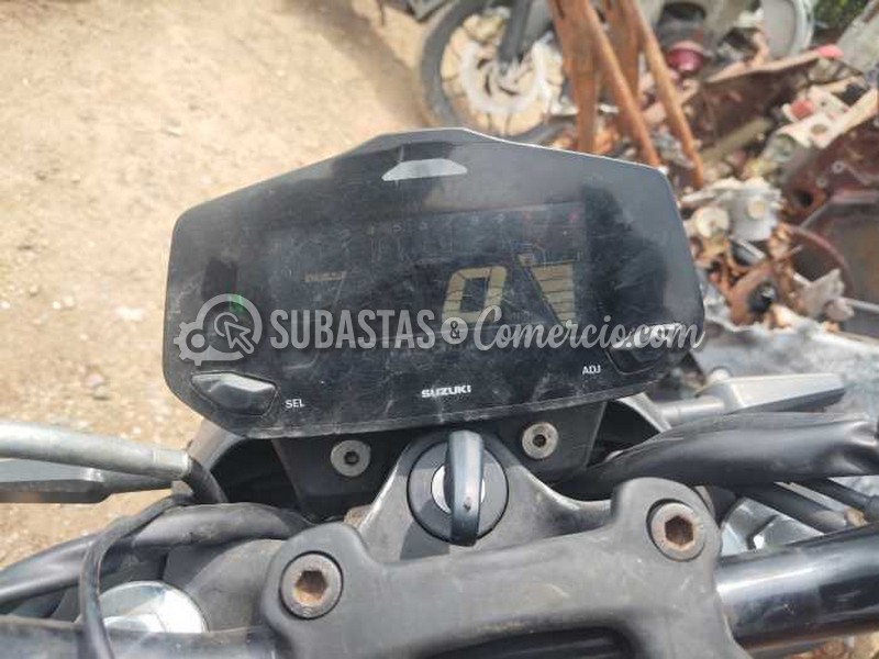 salvamento_suzuki_gixxer_250_-_2024_-_87g_-_mosquera__2_.jpg