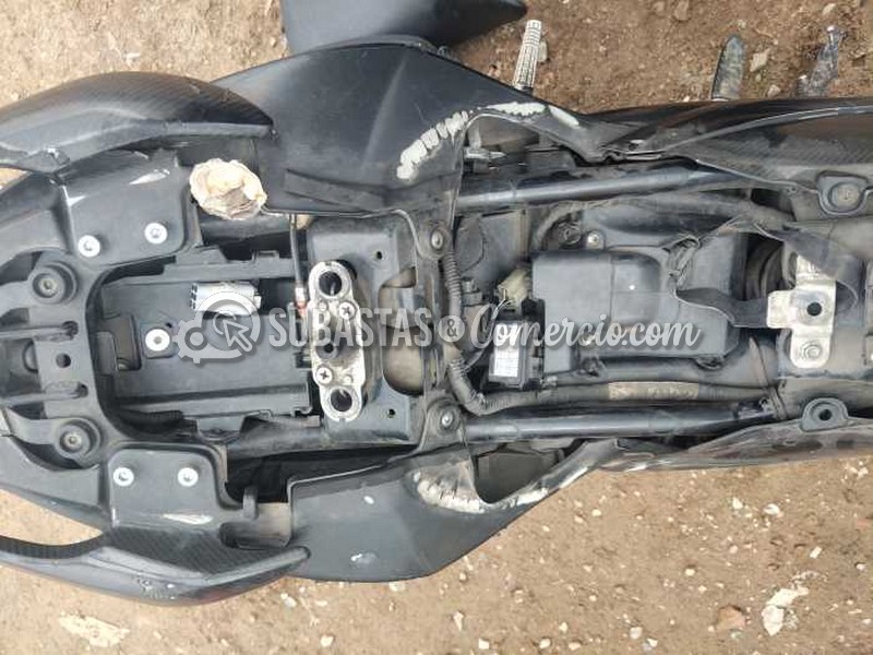 salvamento_suzuki_gixxer_250_-_2024_-_87g_-_mosquera__3_.jpg