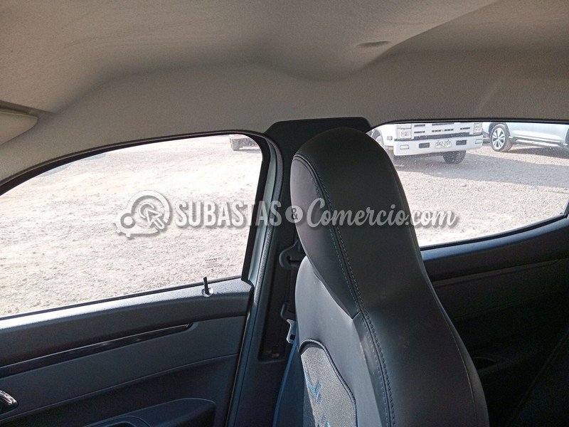 renault_kwid_intens_-_2025_-_851_-_barranquilla__12_.jpg