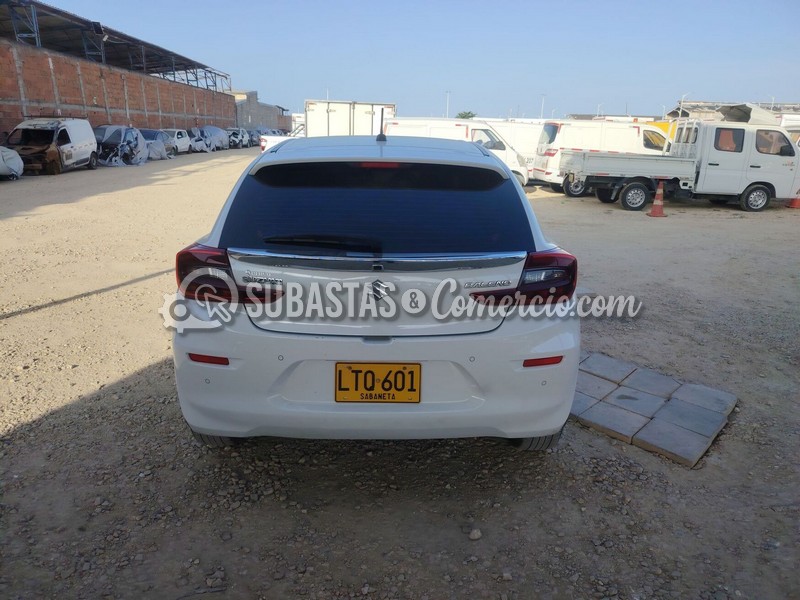 suzuki_baleno_cross_gl_at_1.5_-_2023_-_601_-_barranquilla__7_.jpg