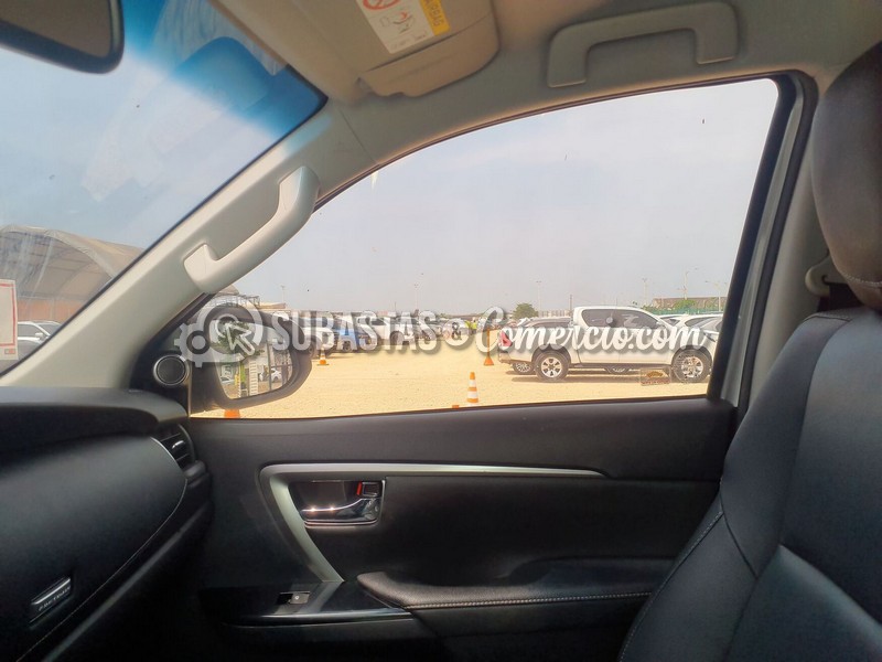 toyota_fortuner_gasol._2.7_4x2_secuencial_-_2021_-_727_-_barranquilla__11_.jpg