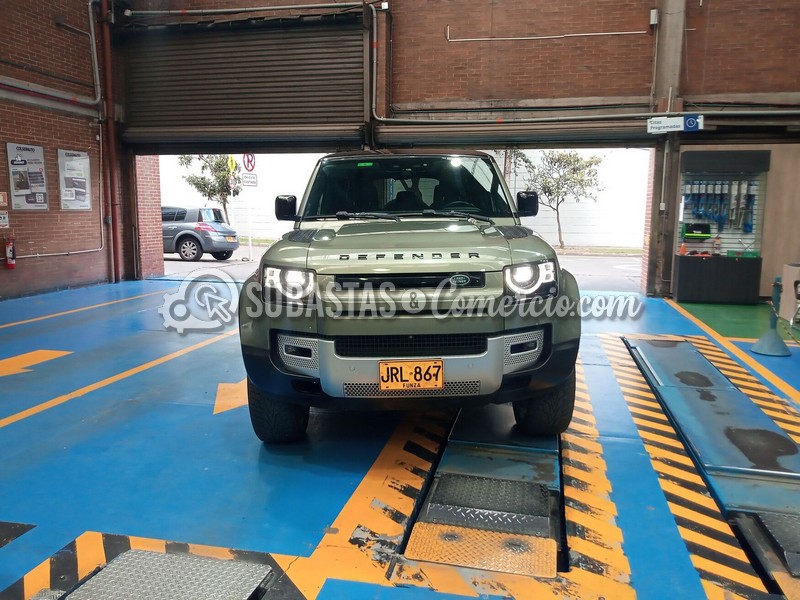 land_rover_defender_first_edition_3.0_h__brida_-_2020_-_867_-_bogot____3_.jpg