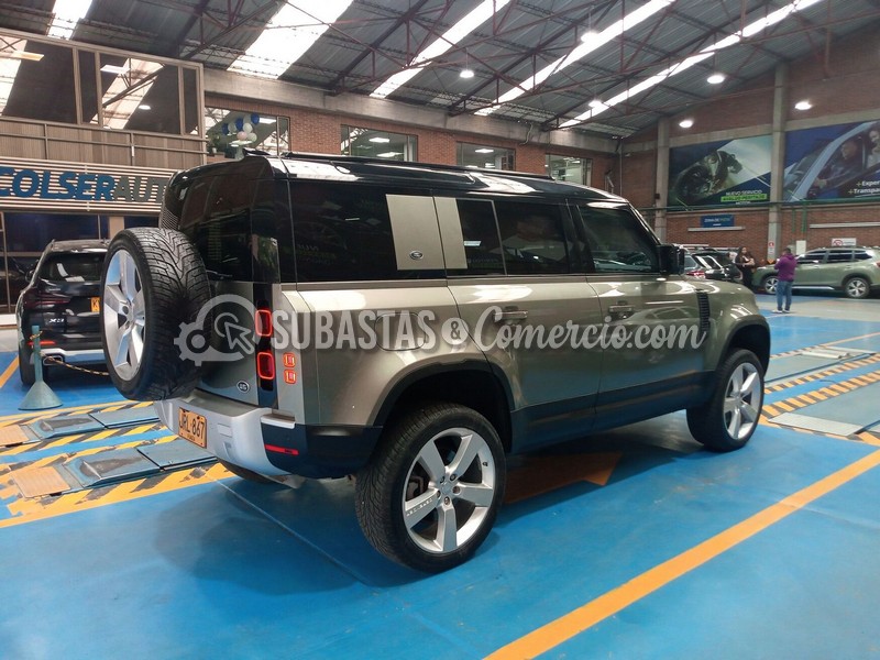land_rover_defender_first_edition_3.0_h__brida_-_2020_-_867_-_bogot____8_.jpg