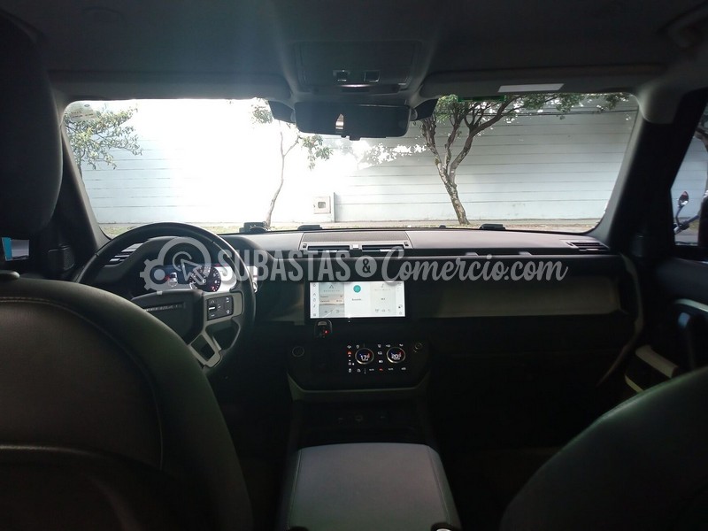 land_rover_defender_first_edition_3.0_h__brida_-_2020_-_867_-_bogot____10_.jpg