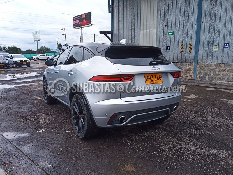 jaguar_e_pace_2.0_se_r-dynamic_-_2019_-_165_-_bogot____6_.jpg