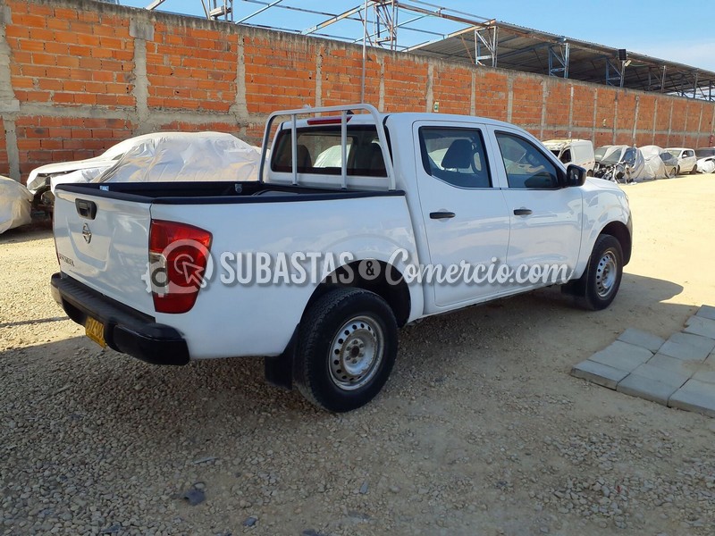 nissan_frontier_np300_2.5_gasolina_4x2_dc_aa_abag_abs_-_2021_-_061_-_barranquilla__8_.jpg