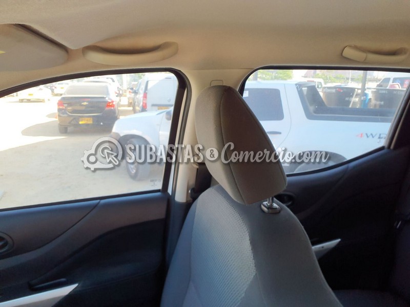 nissan_frontier_np300_2.5_gasolina_4x2_dc_aa_abag_abs_-_2021_-_061_-_barranquilla__12_.jpg